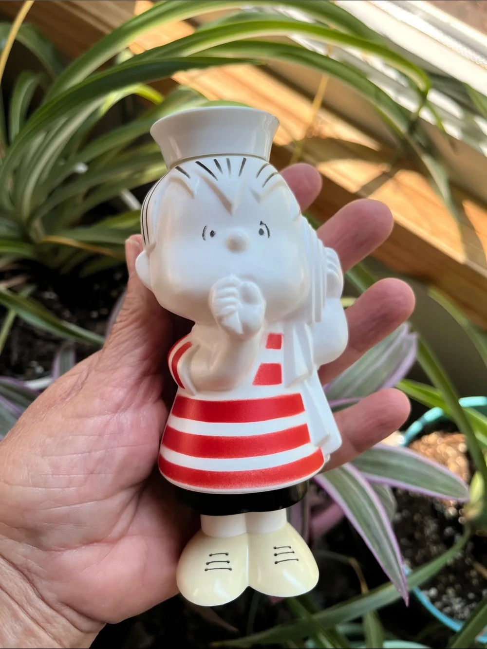 Vtg 70s AVON Peanuts LINUS Non-Tear Shampoo 4oz  Bottle Full Open Box
